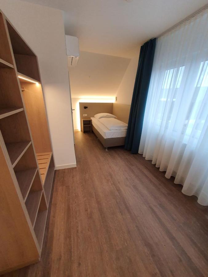 Hotel Zur Traube Moglingen Dış mekan fotoğraf