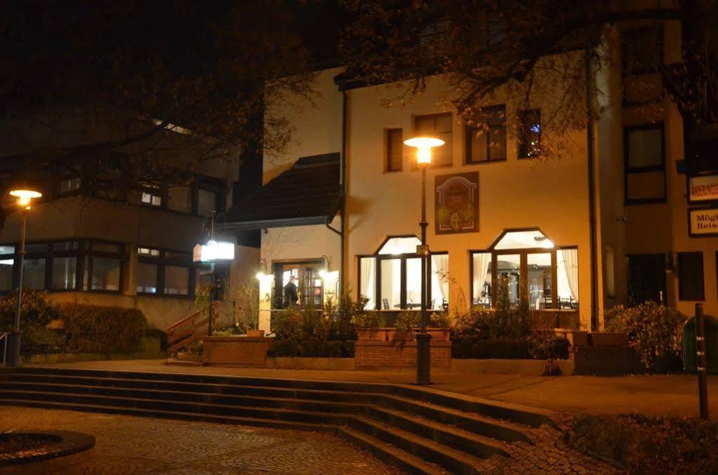 Hotel Zur Traube Moglingen Dış mekan fotoğraf